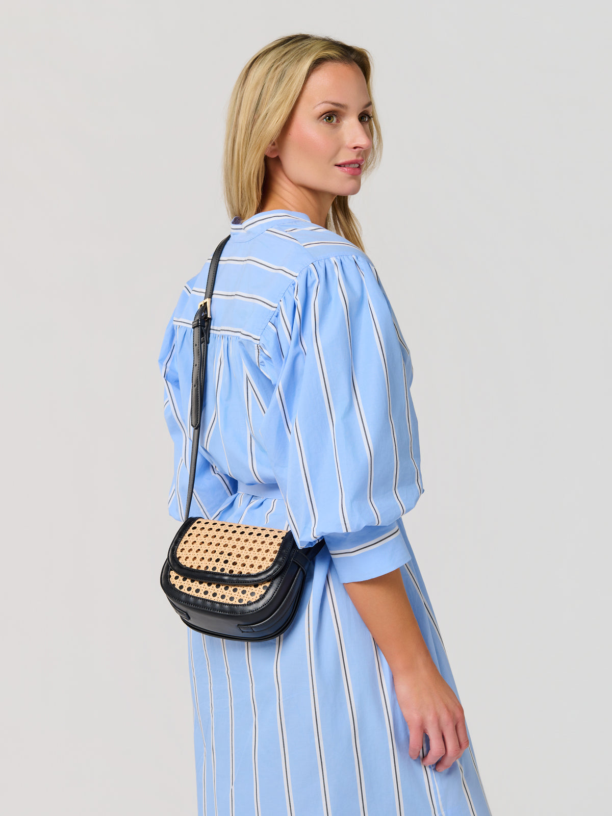 LYRA CROSSBODY BLACK