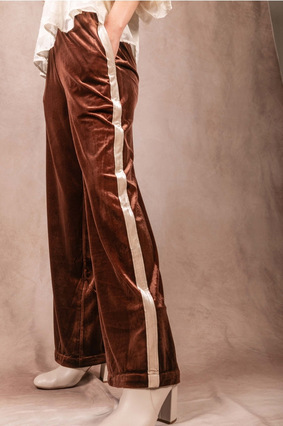VELVET CONTRAST SIDE STRIPE PANT
