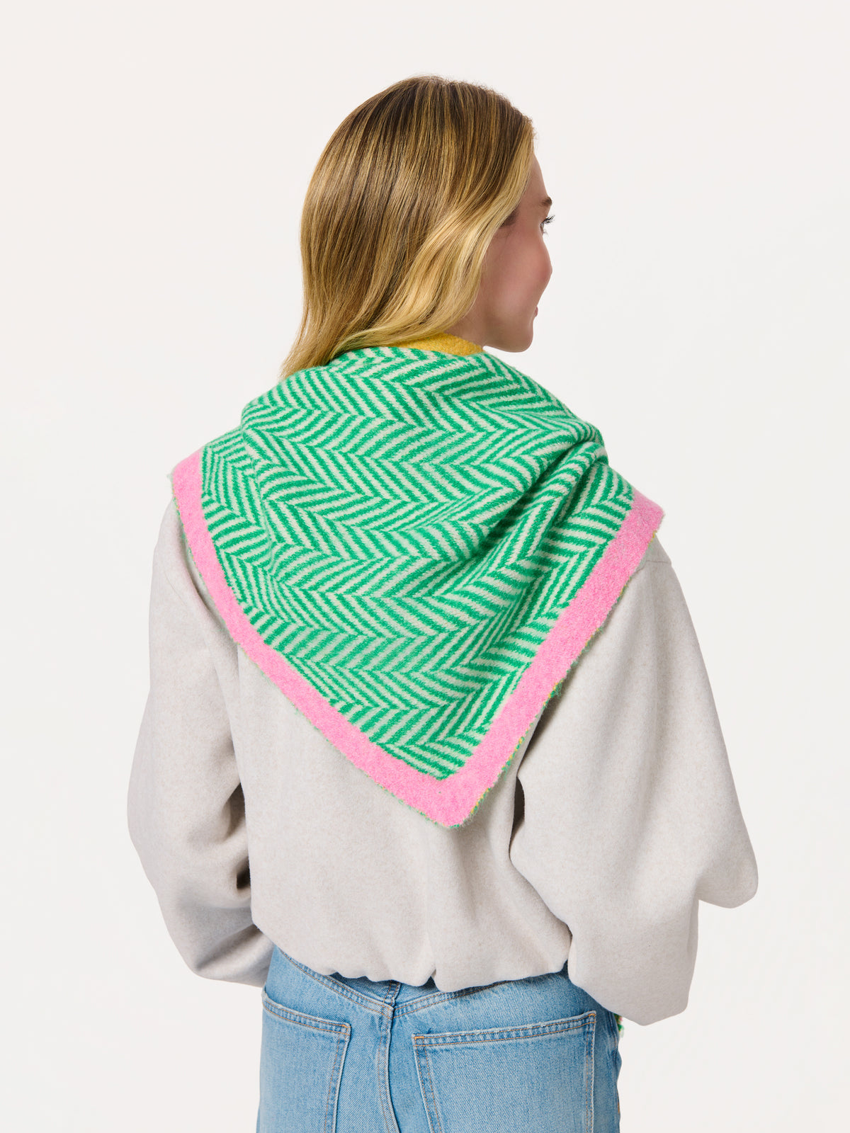 ZIGGY TRIANGLE SCARF
