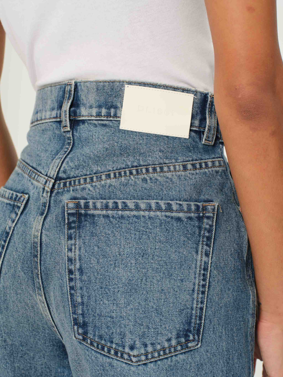 TAYLOR ULTRA HI CROP