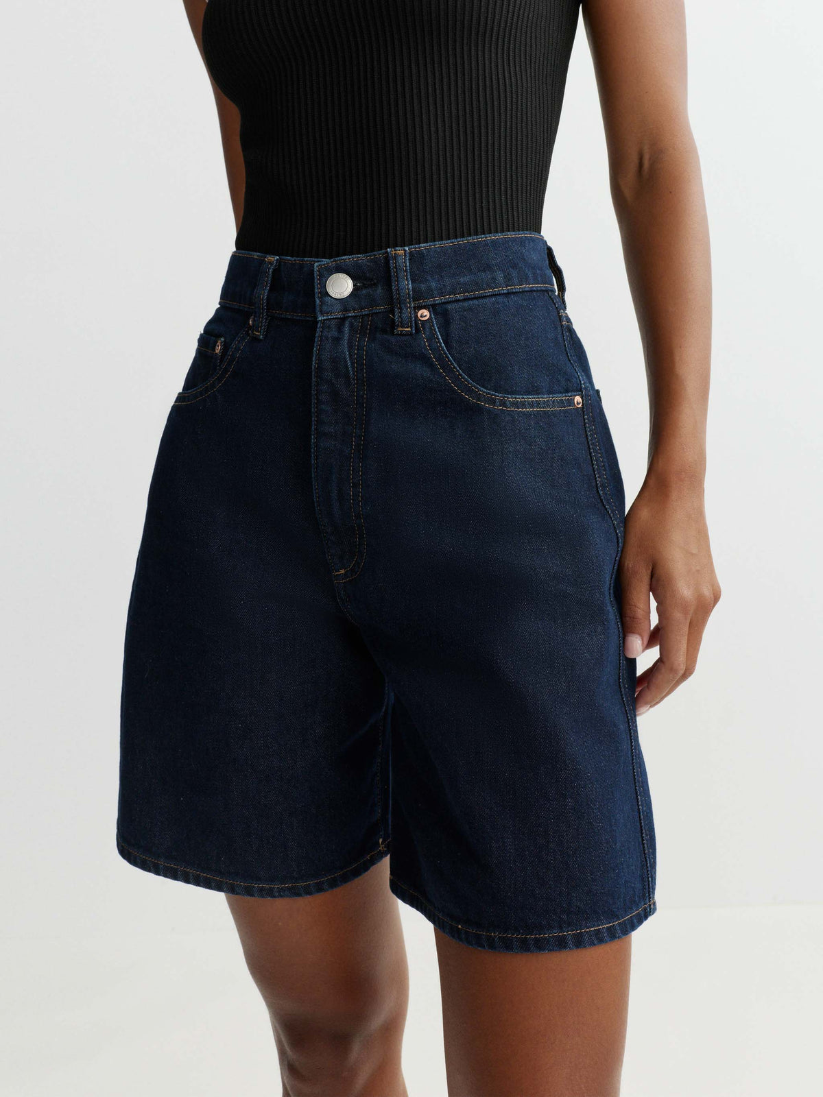 TAYLOR RELAXED 7" SHORT