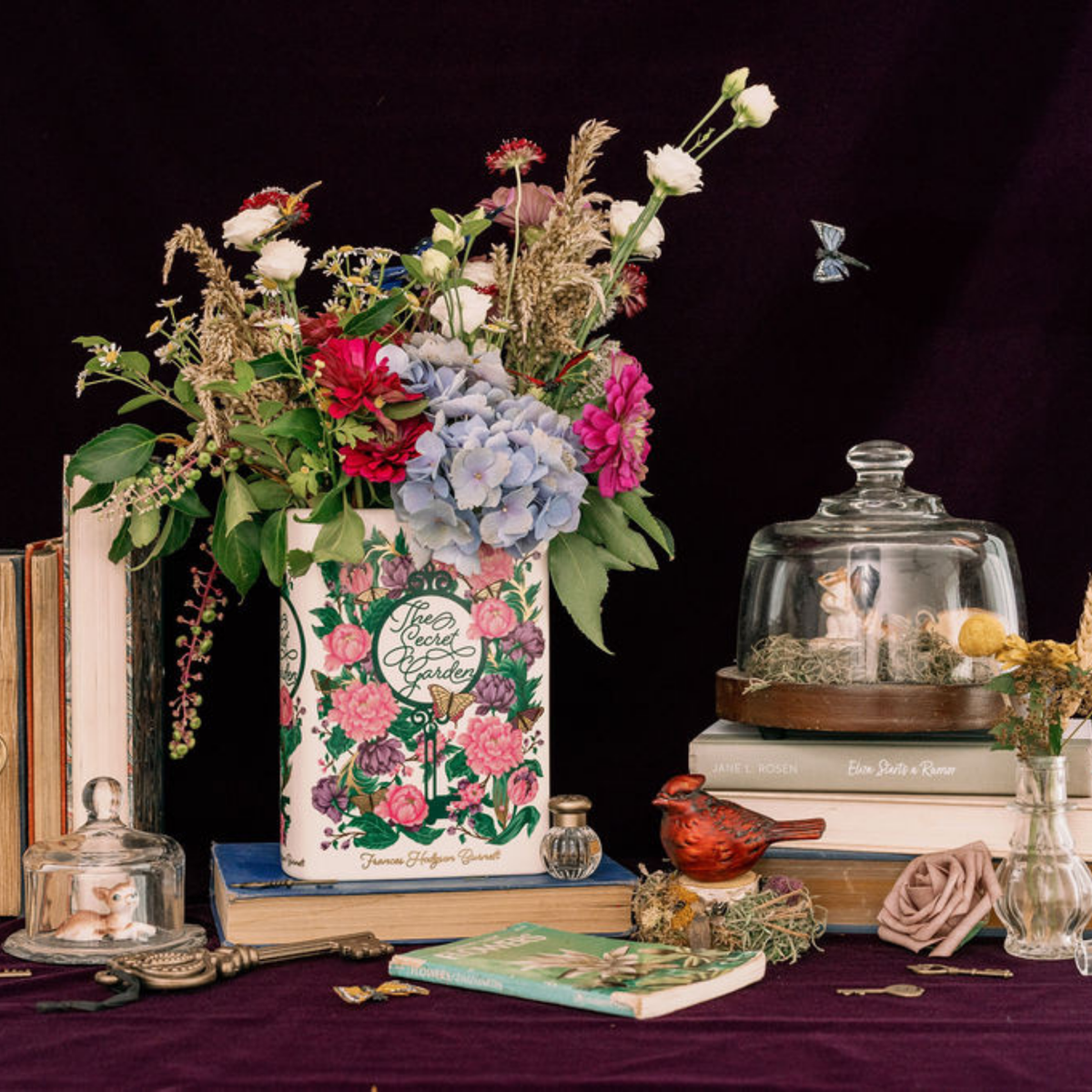 LARGE BOOK VASE SECRET GARDEN 2