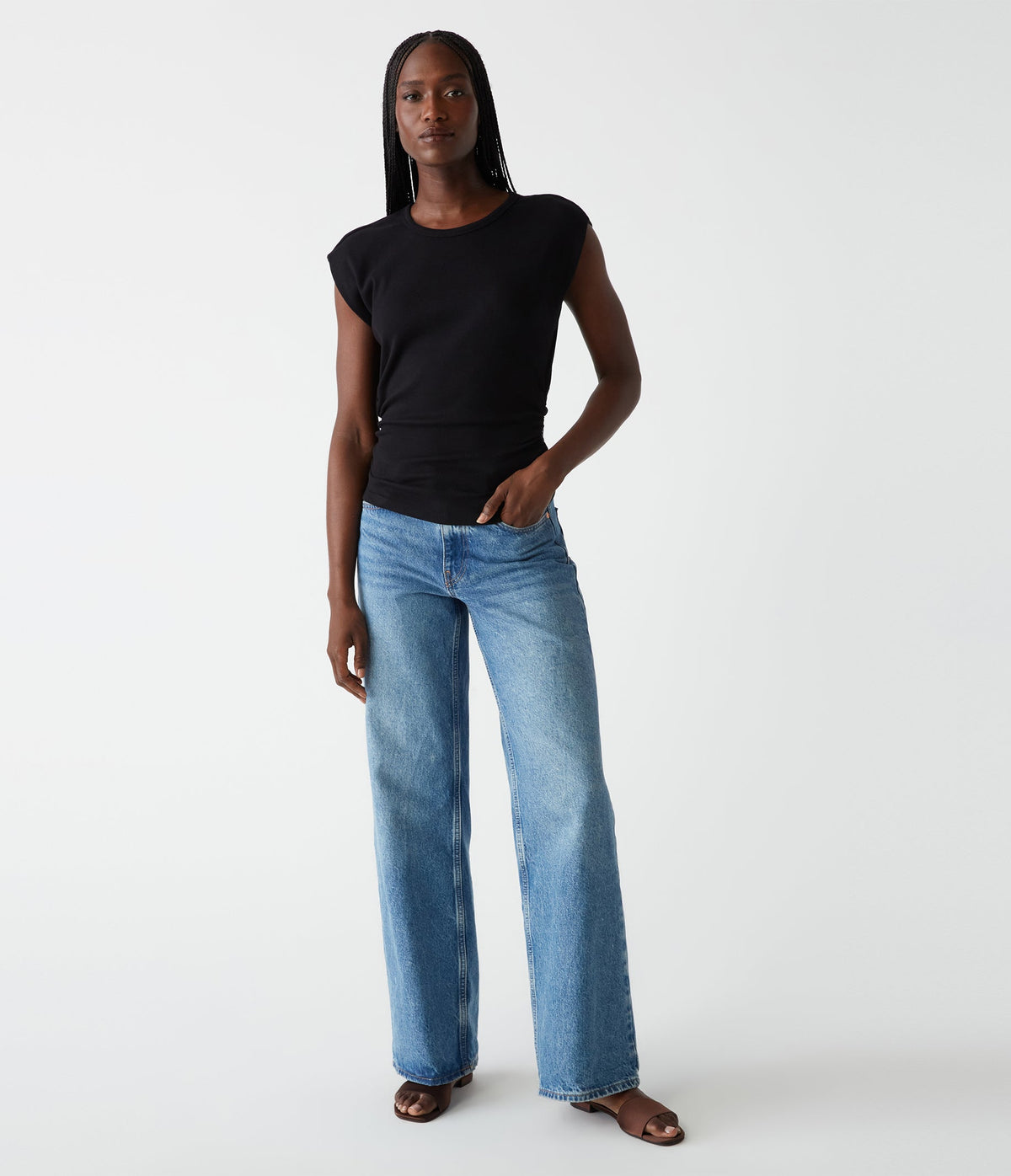 JONI CREW POWER SHOULDER TOP