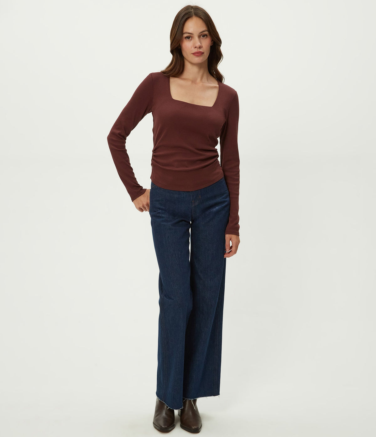 ULTRA RIB SARAH SQ NECK L/S