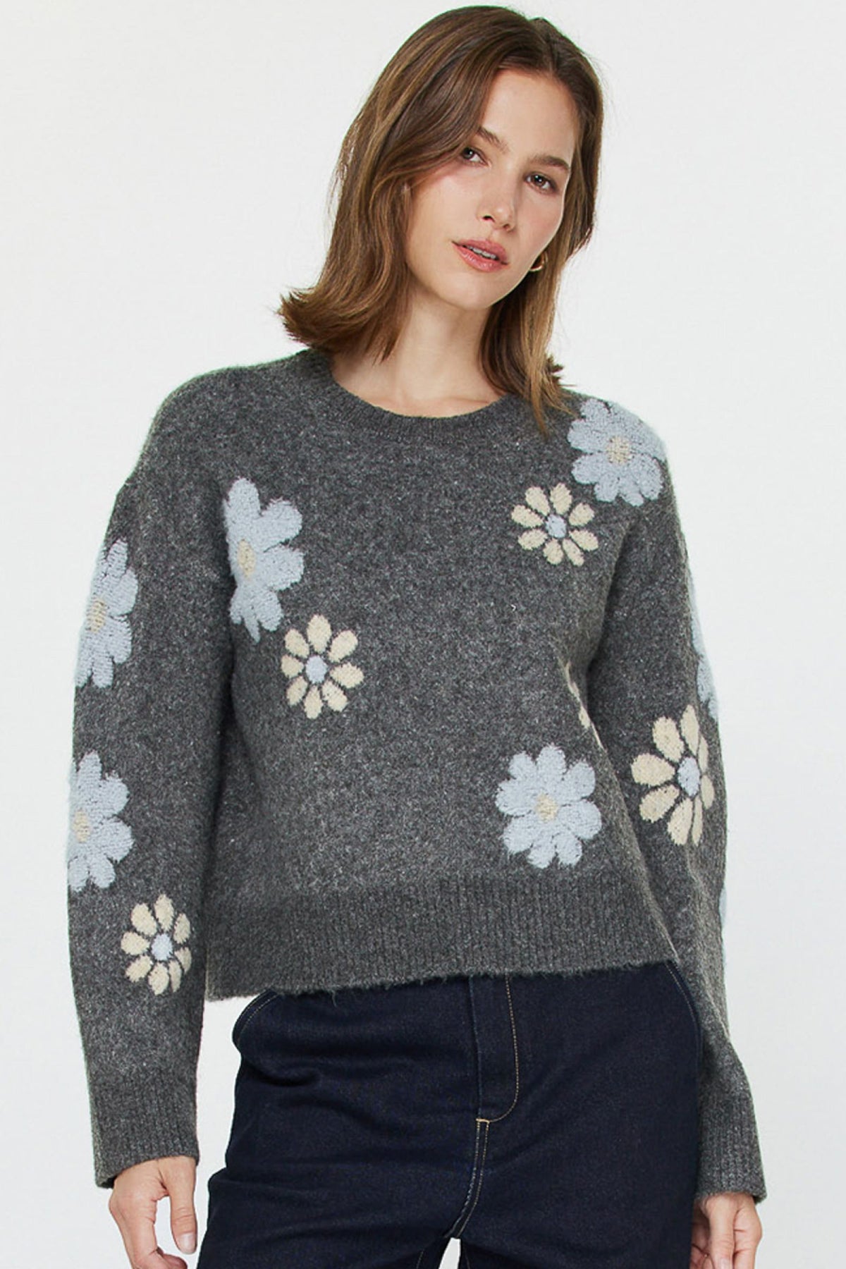 FLOWER MOTIF SWEATER