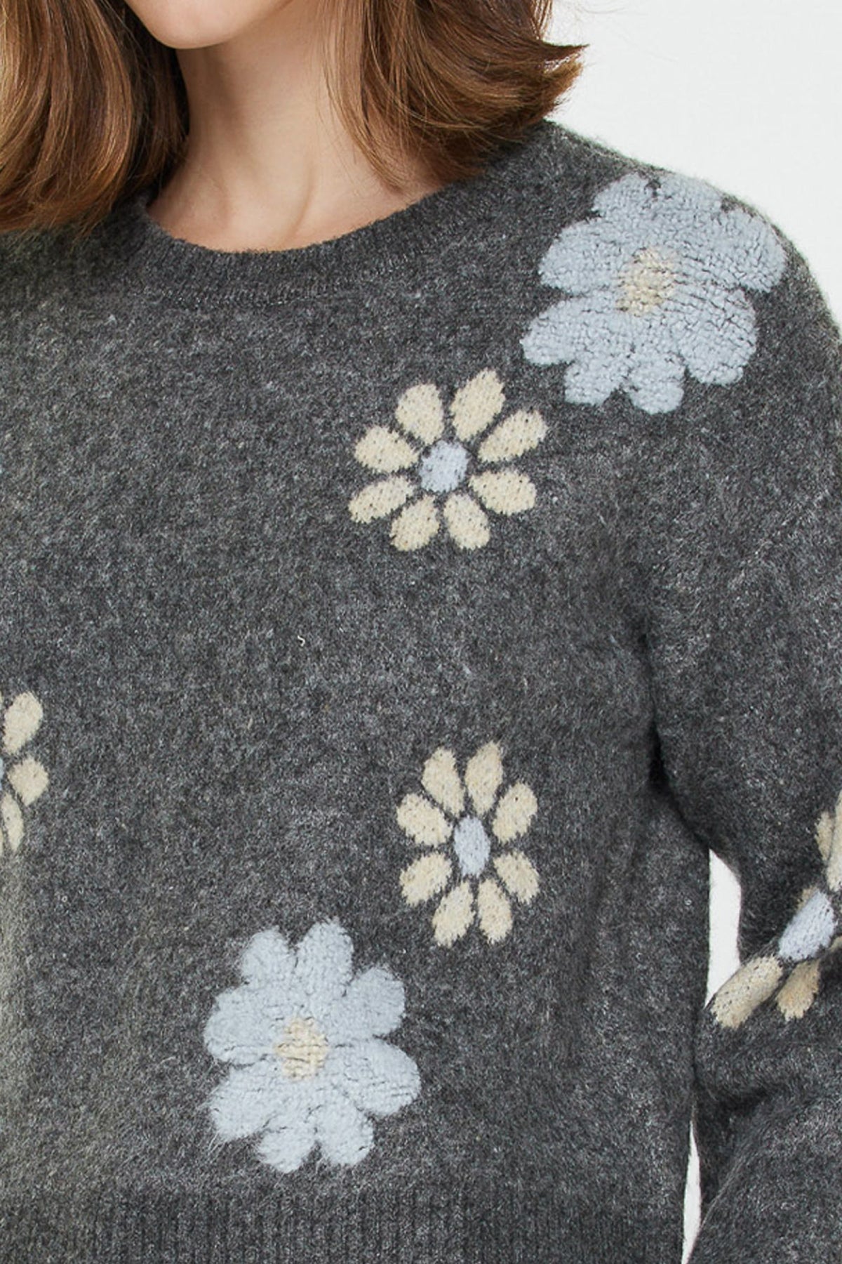 FLOWER MOTIF SWEATER