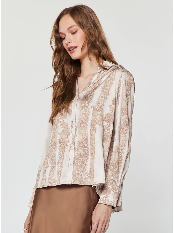 LACE PRINT BLOUSE