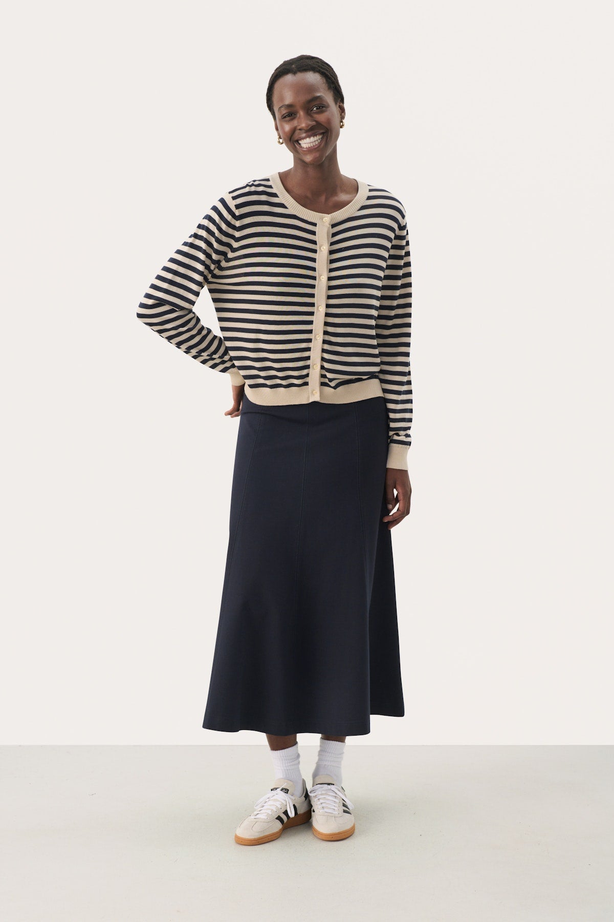 NILLI CARDI