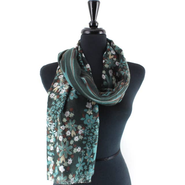 SCATTERED FLORAL SCARF