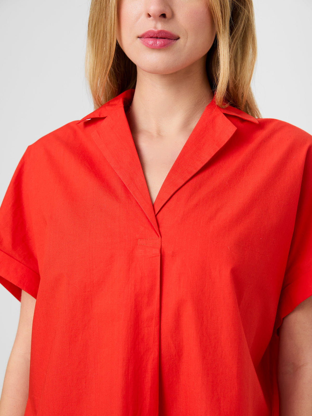 POPLIN COLLAR SS PULLOVER