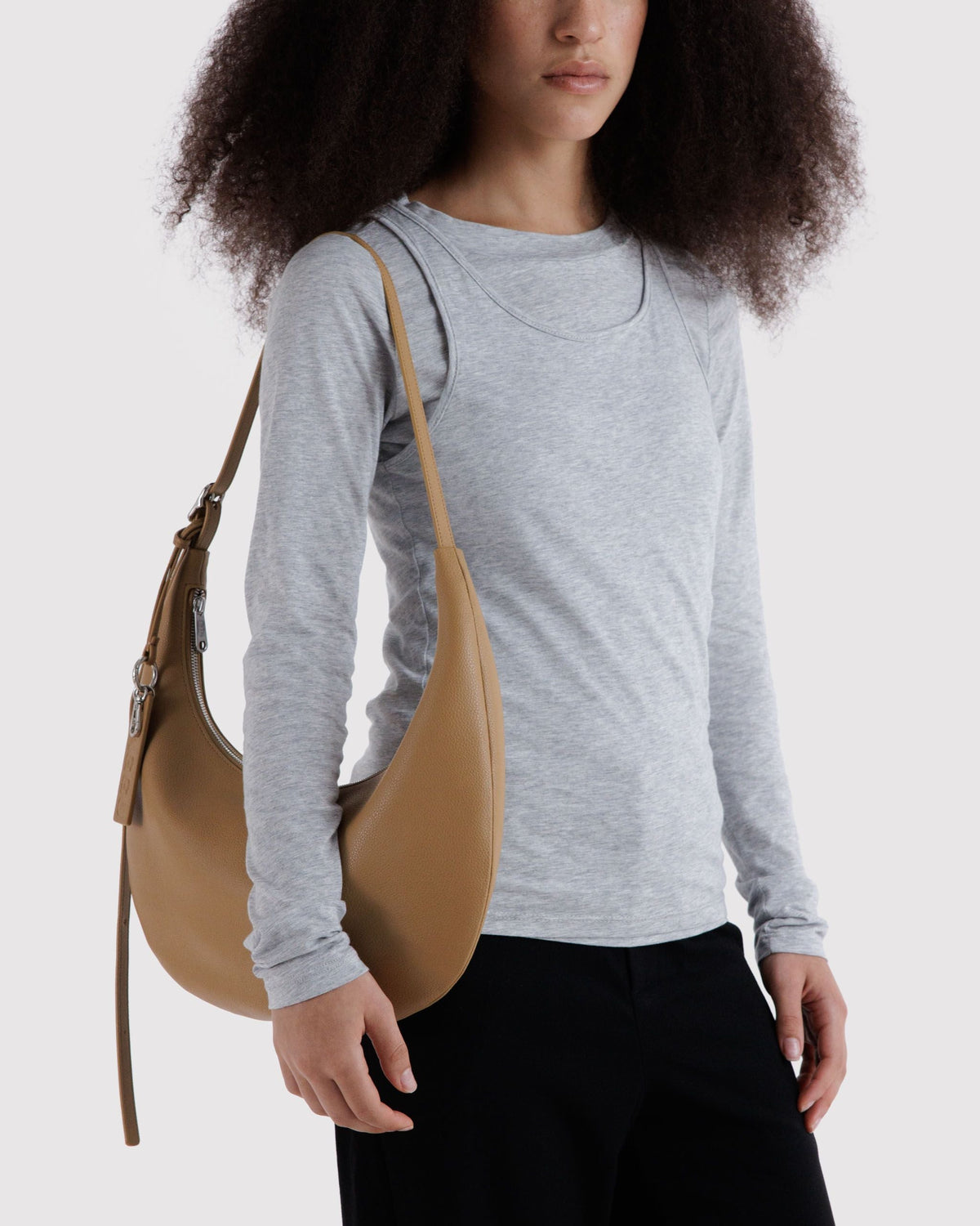 MEDIUM LEATHER FLAT CRESCENT BAG