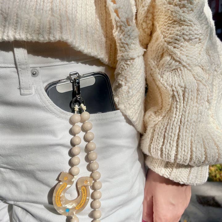 LUCKY HORSESHOE BRACELET PHONE CHAIN