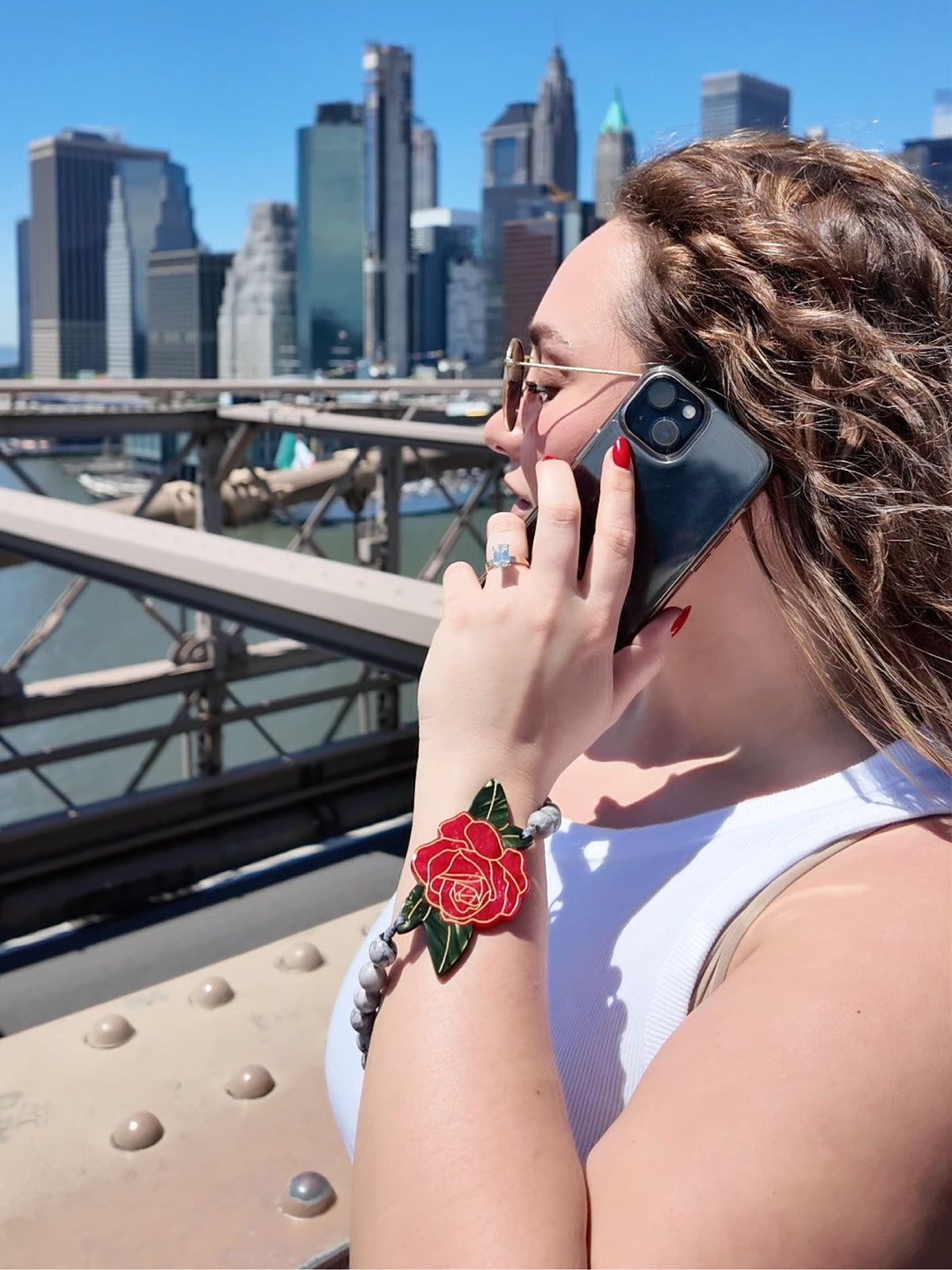 RED ROSE BRACELET PHONE CHAIN