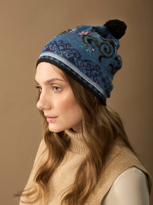EMBROIDERED HAT