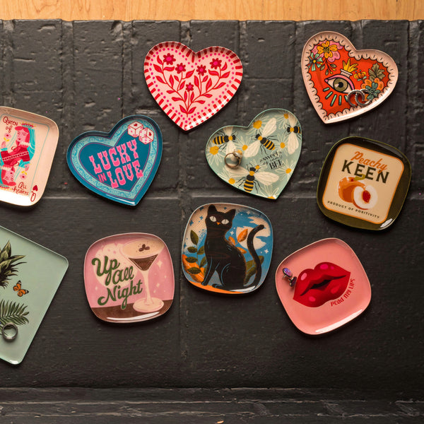 ENAMEL TRAY SMALL HEART SACRED