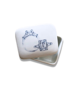 RING DISH EMERALD CUT DIAMOND