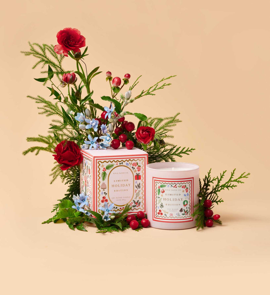 HOLLY JOLLY HOLIDAY CANDLE