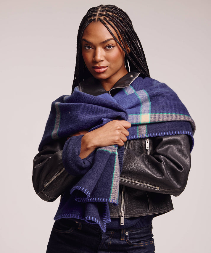 EXPLODED PLAID RUANA