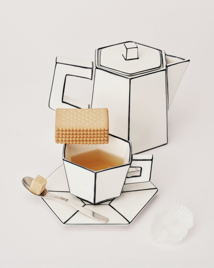 CARTE BLANCHE TEA POT