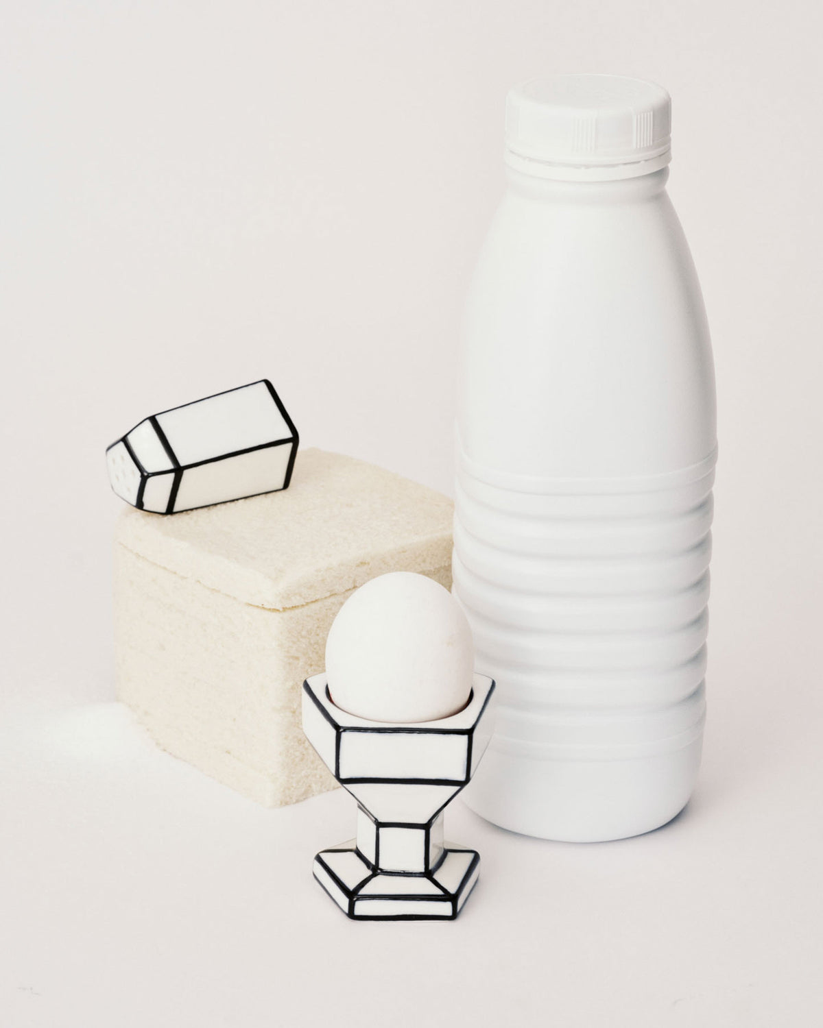 CARTE BLANCHE EGG CUP