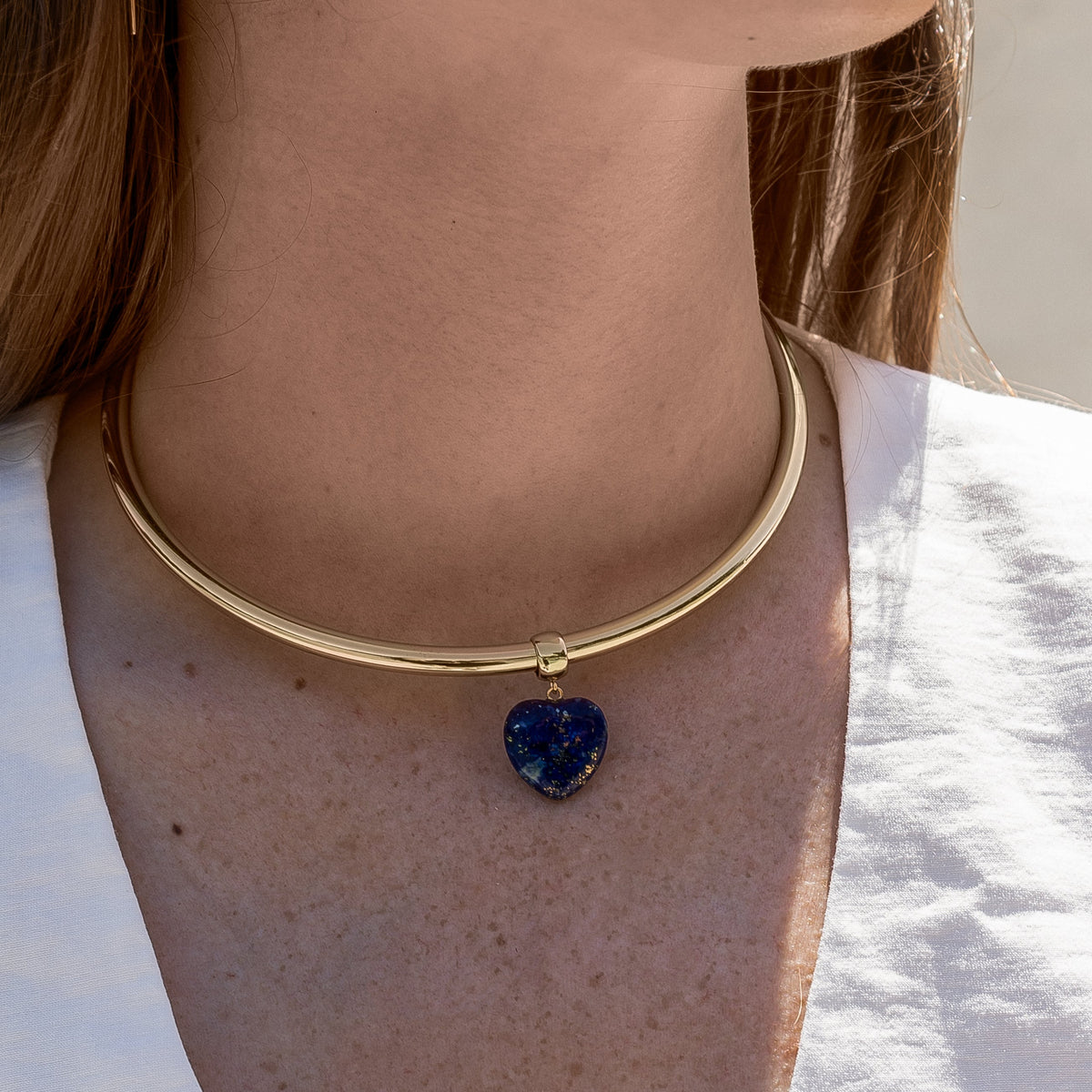 GEMMA LAPIS BAIL CHARM