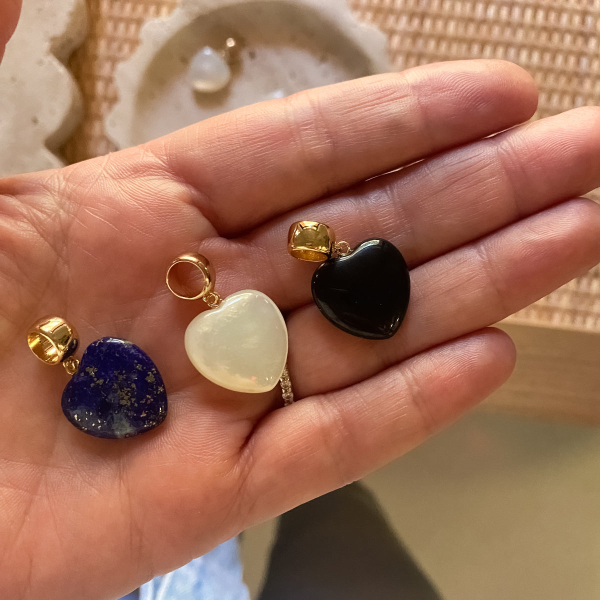 GEMMA LAPIS BAIL CHARM