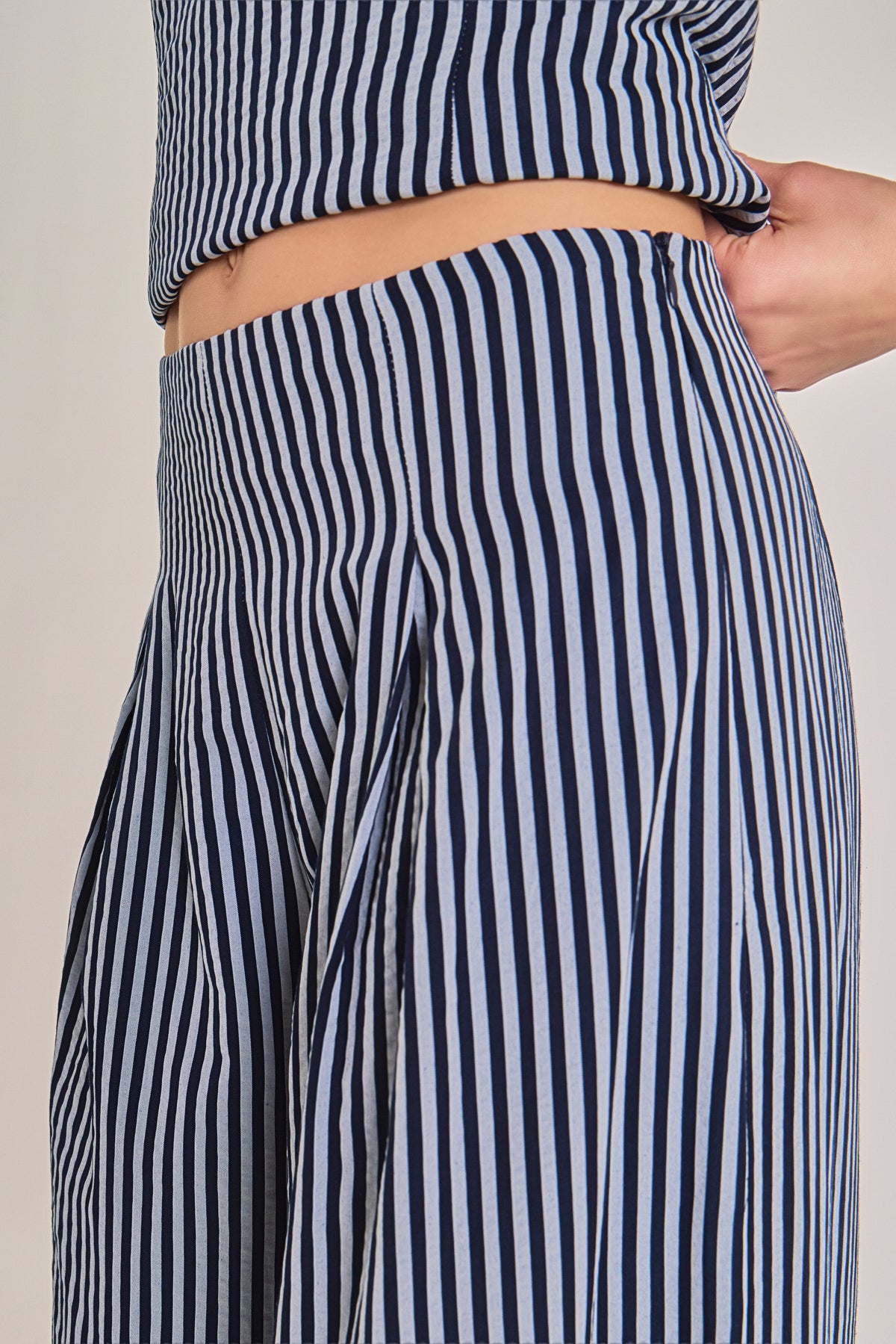 STRIPED WIDE LEG PANT