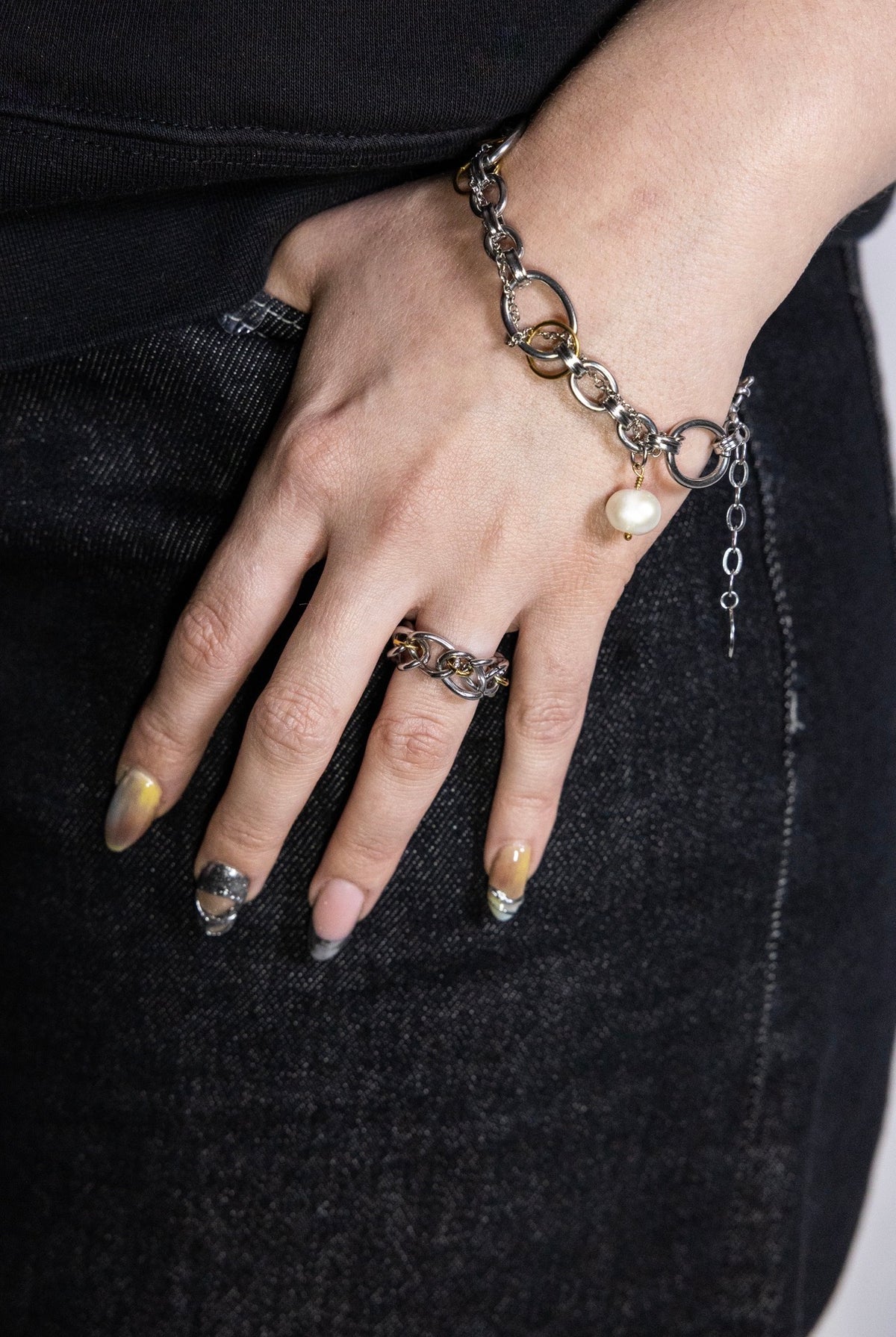 VICTORY BRACELET