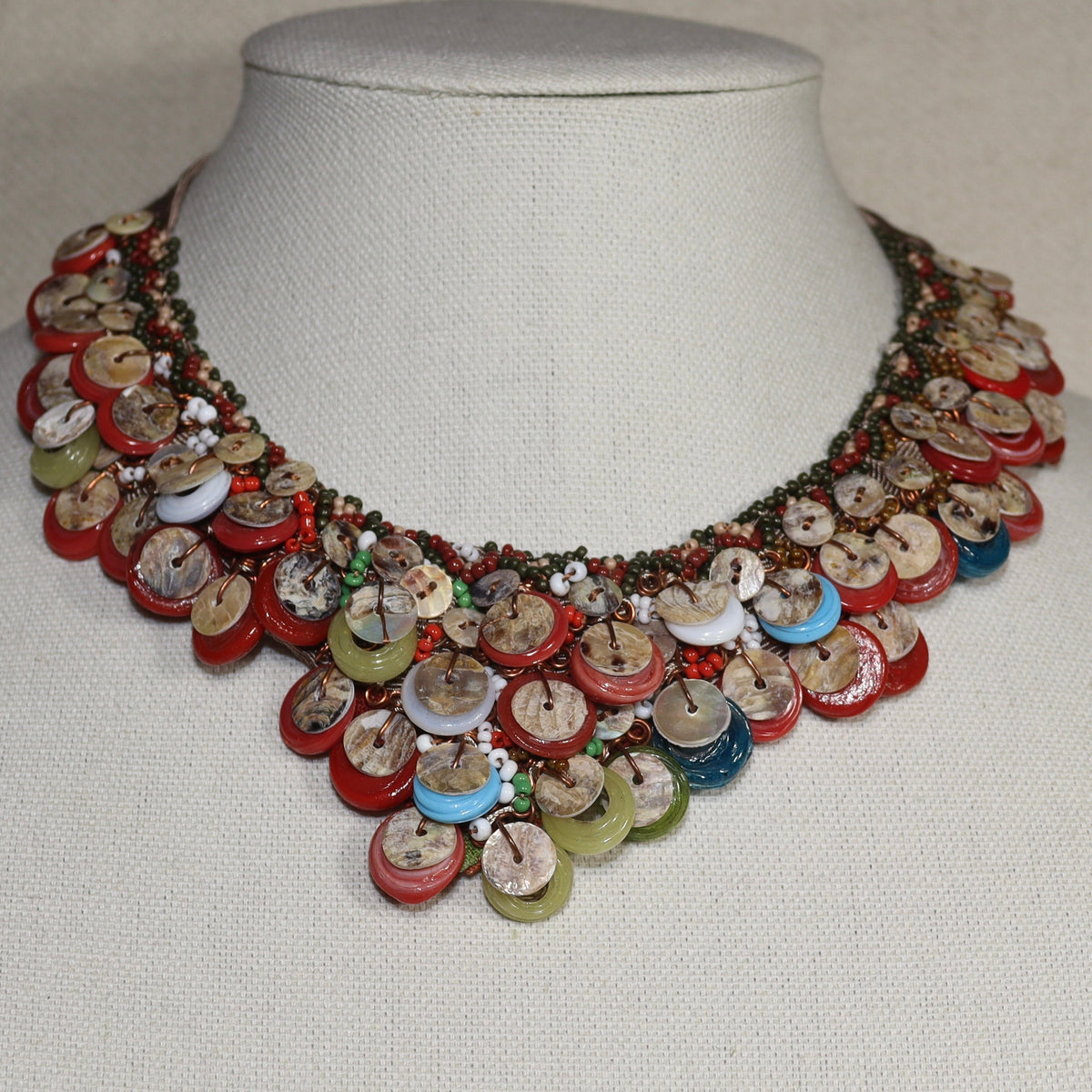 HAND BLOWN RINGS COLLAR