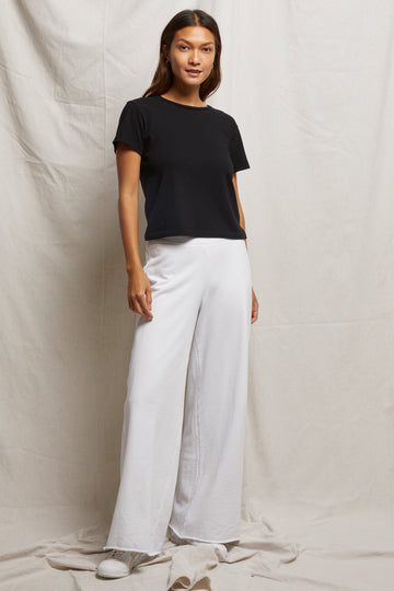 LISA SLIM CREW TEE