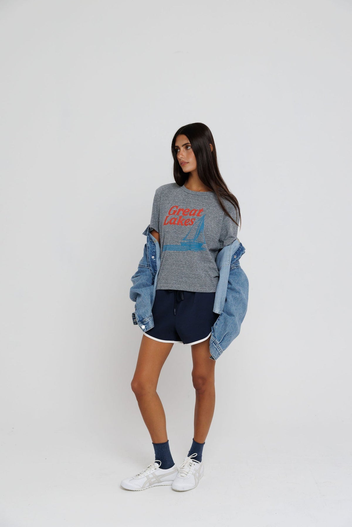 GREAT LAKES SAILBOAT EVERYDAY TEE