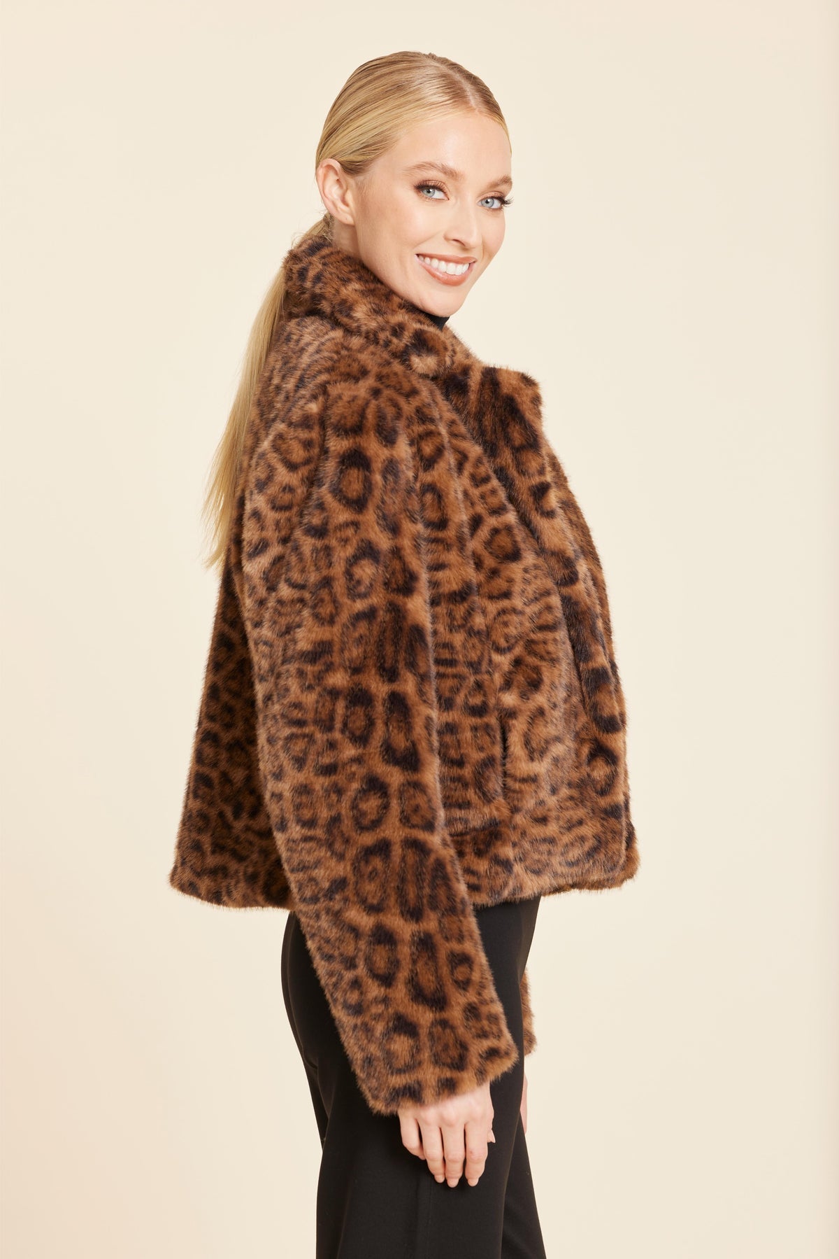 FAUX FUR NOTCH COLLAR JACKET