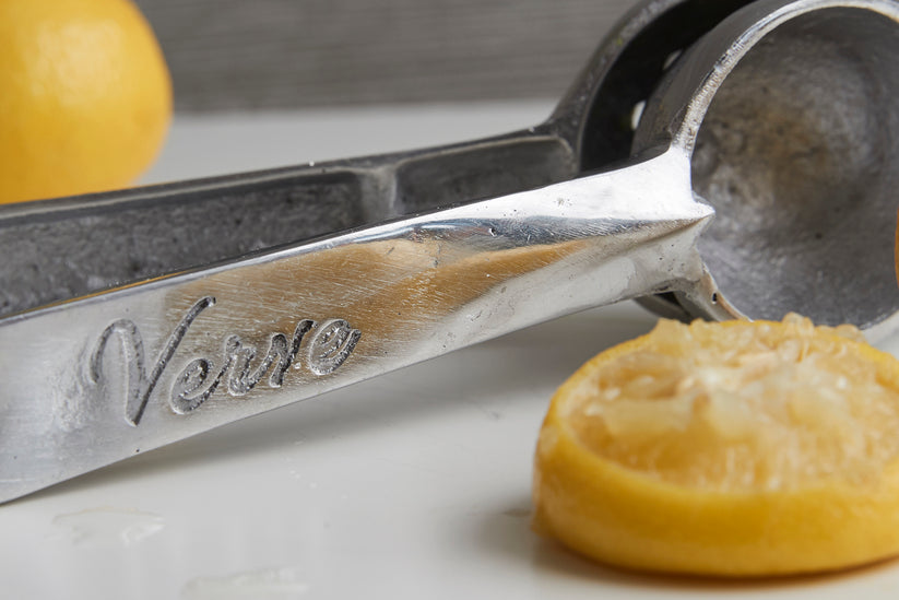 ALUMINUM HAND JUICER