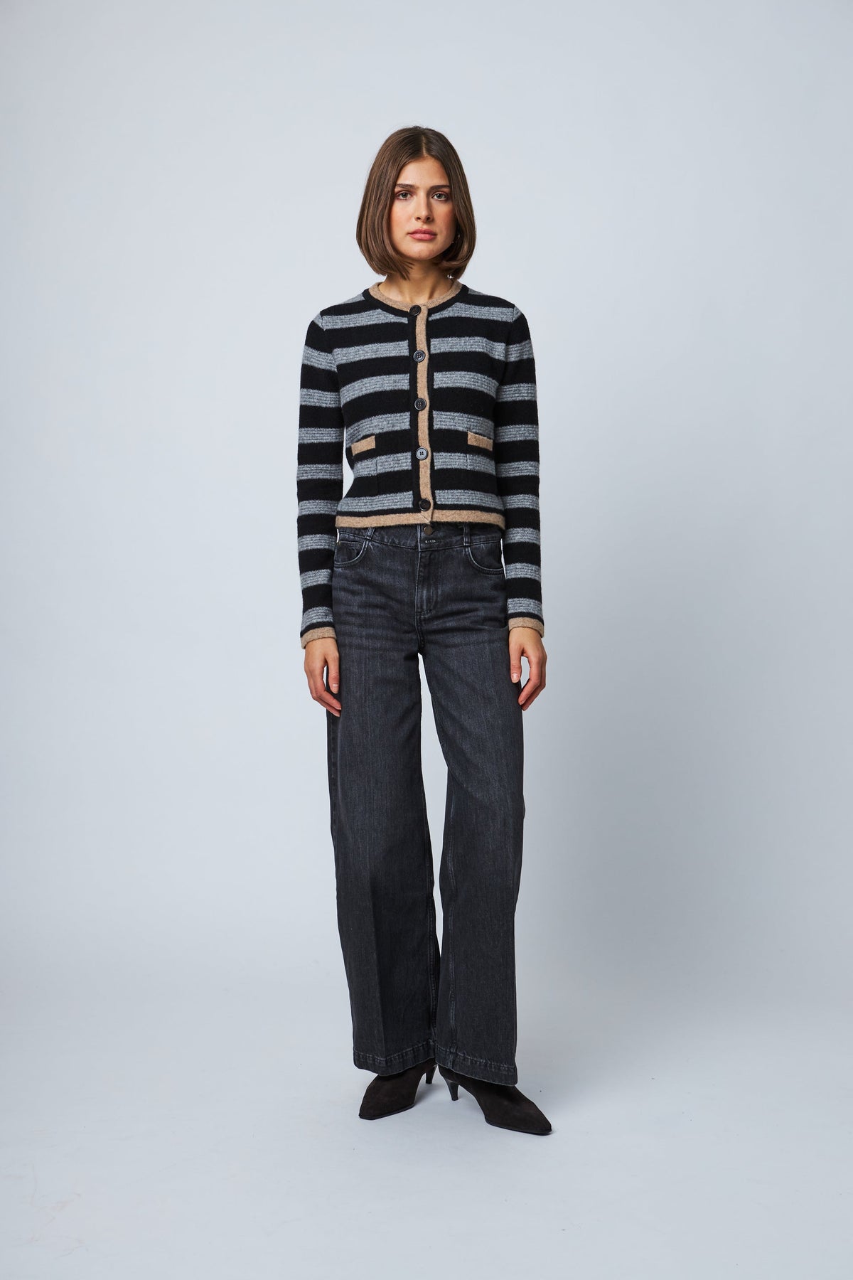 ROWENA CARDI