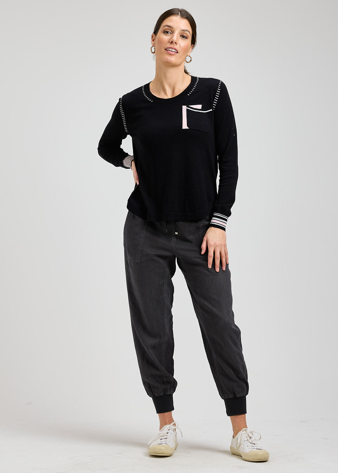 POCKET DETAIL SWEATER