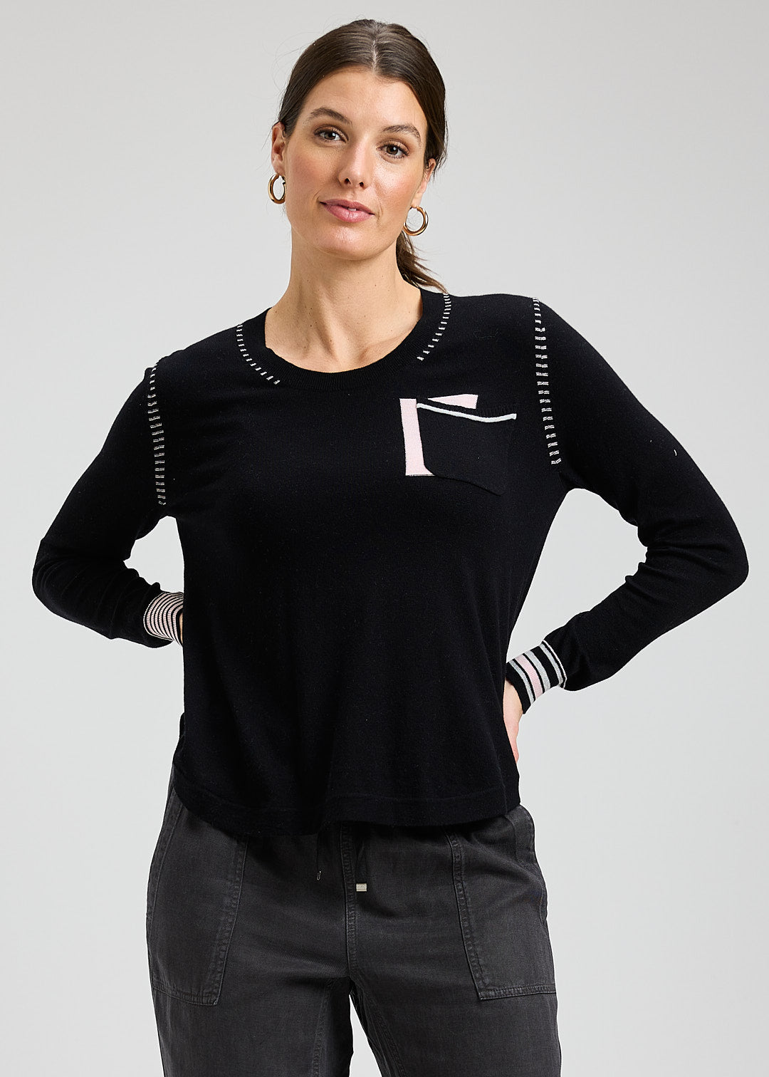 POCKET DETAIL SWEATER