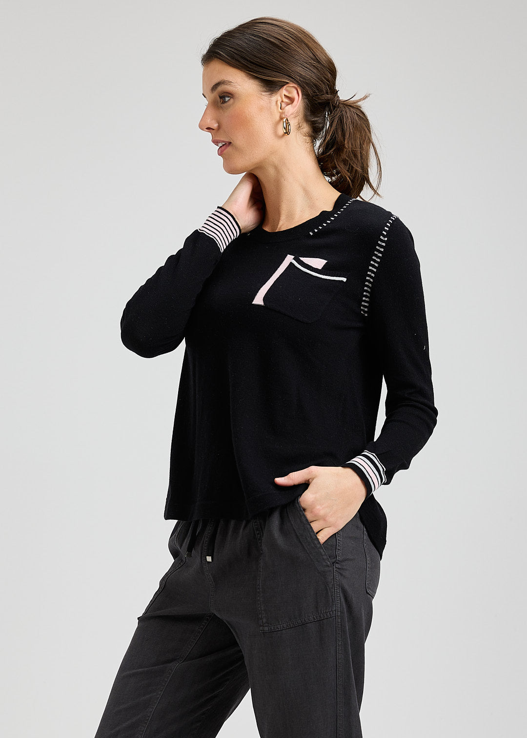 POCKET DETAIL SWEATER