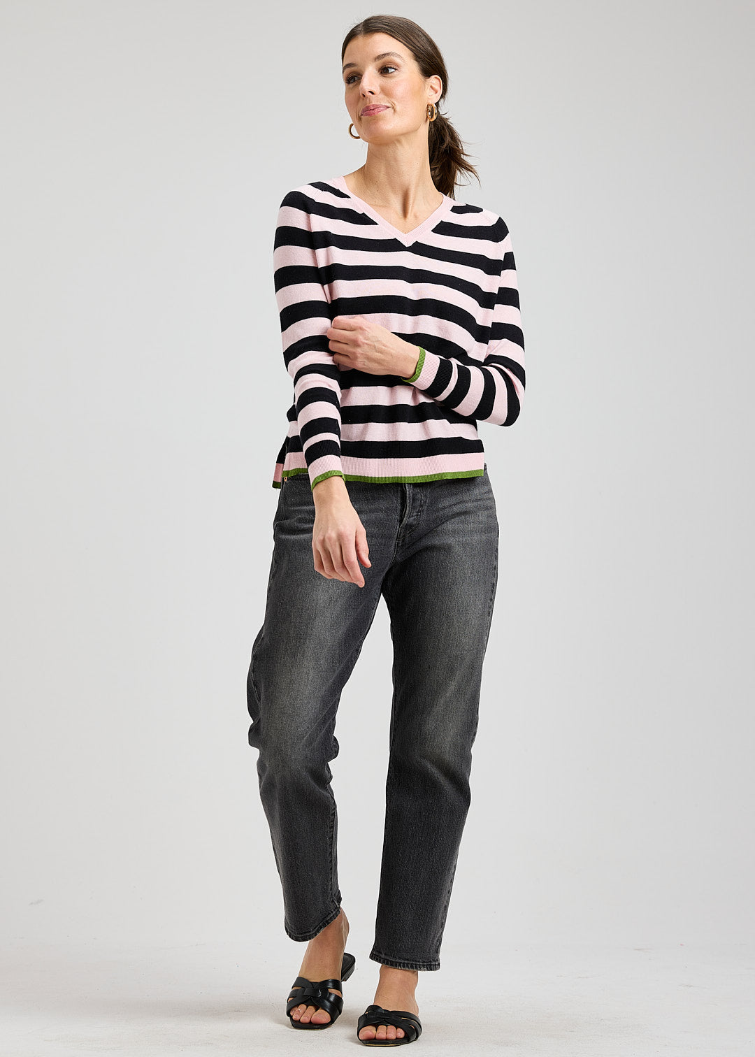 STRIPE V SWEATER