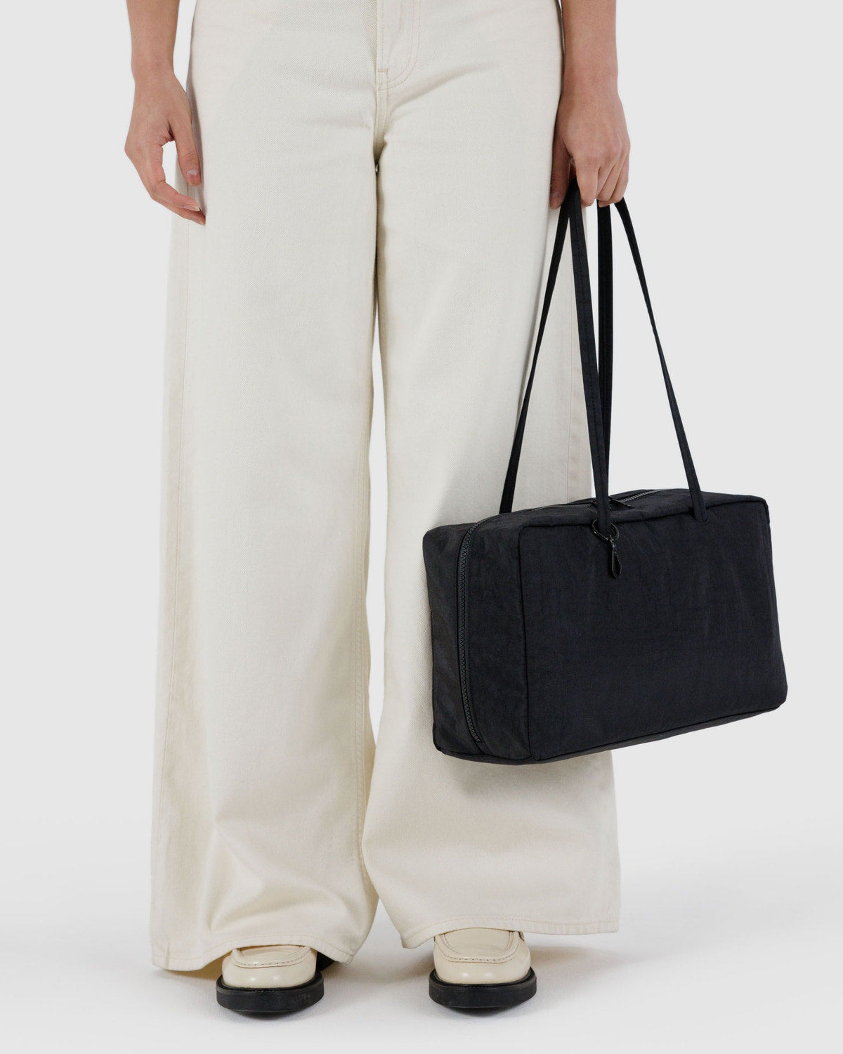 MED NYLON BOWLER BAG