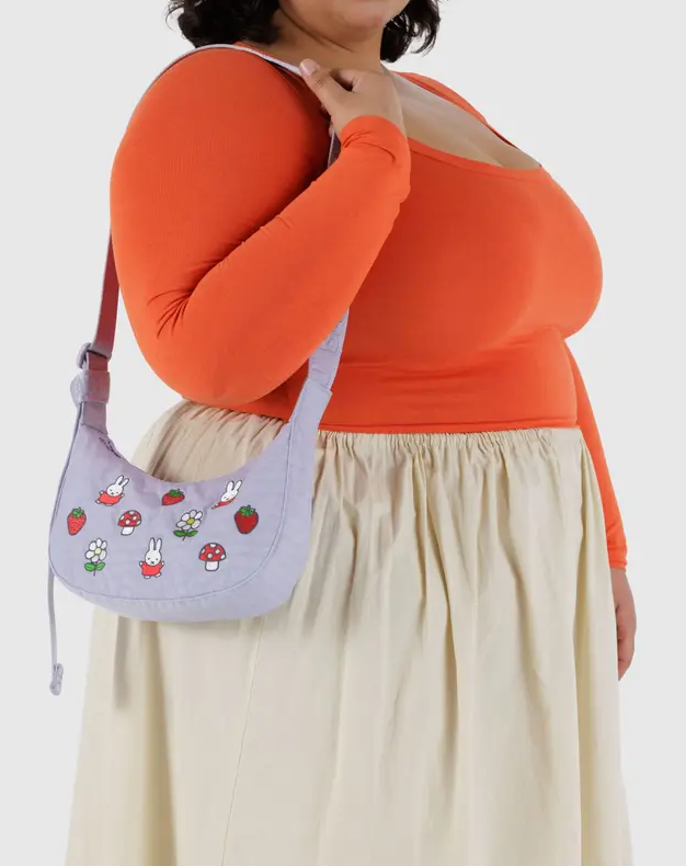 SMALL NYLON CRESCENT BAG
