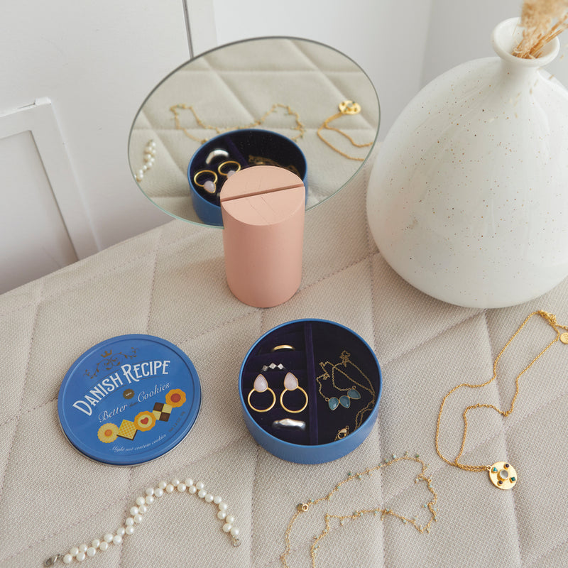 DANISH COOKIES JEWELRY HOLDER