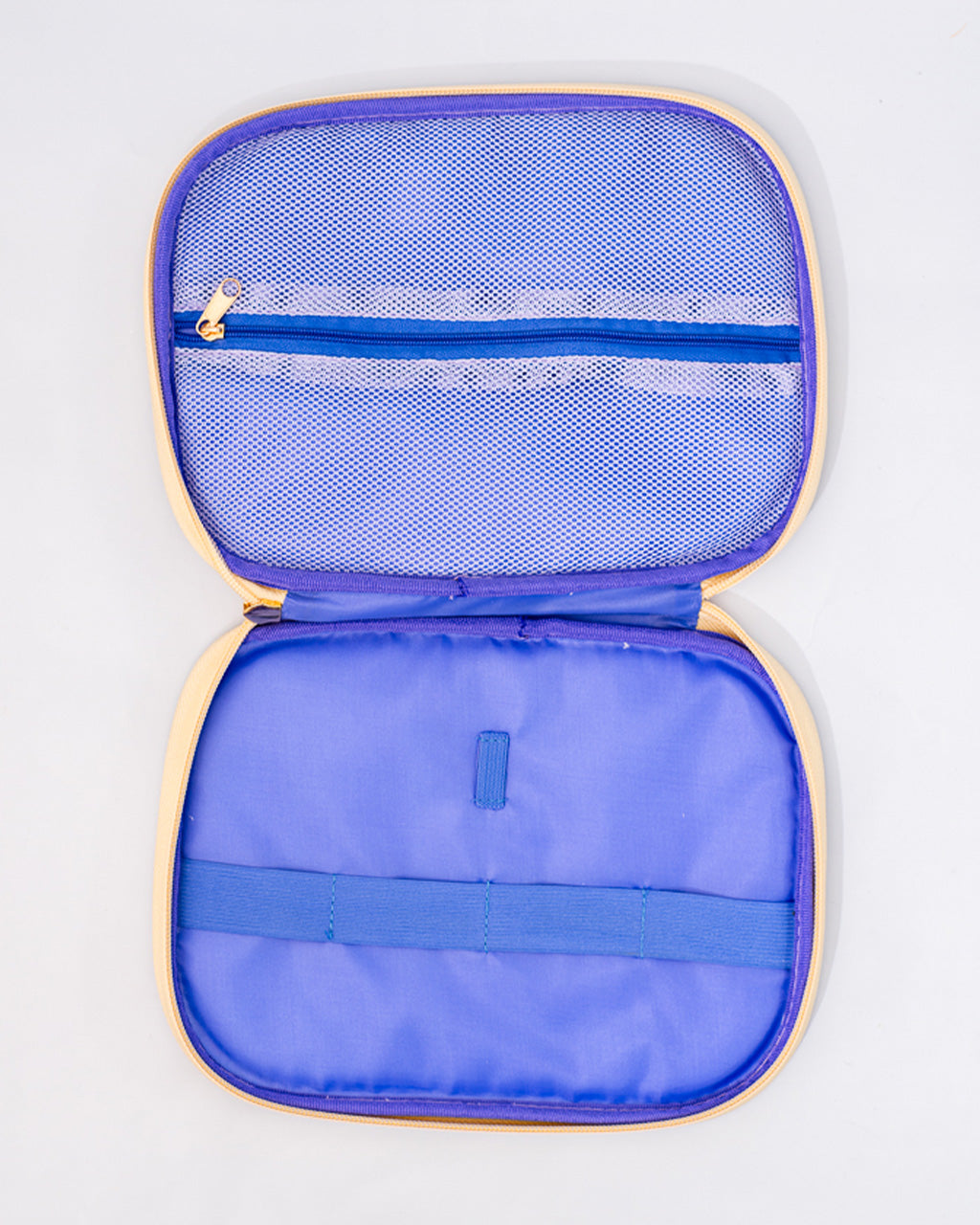 MOBILE TECH POUCH CHERRY HEARTS