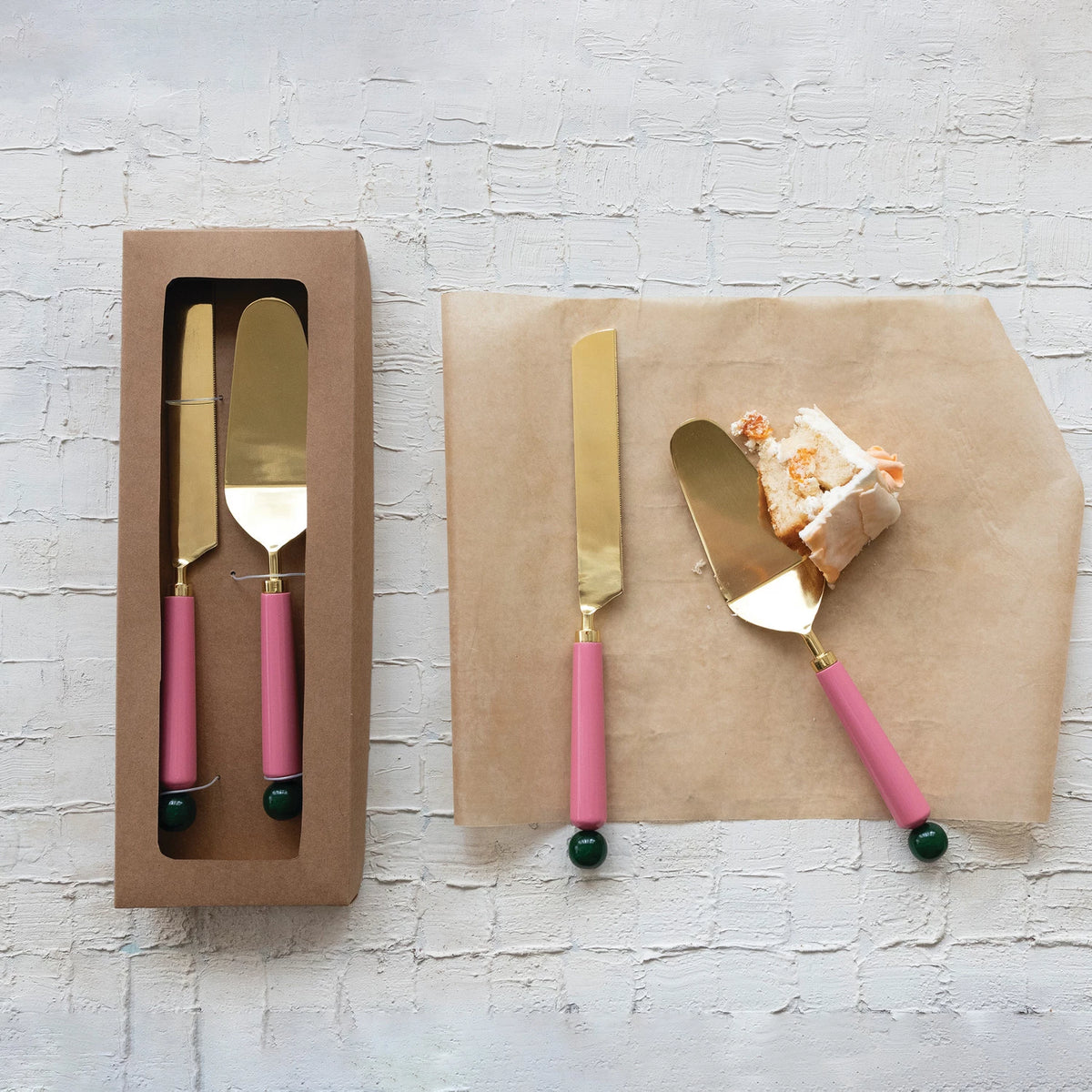 PINK RESIN CAKE SERVERS