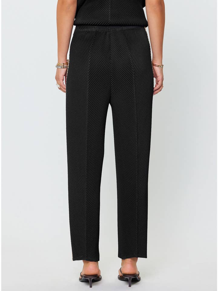 PLEATED TAPERED PANT