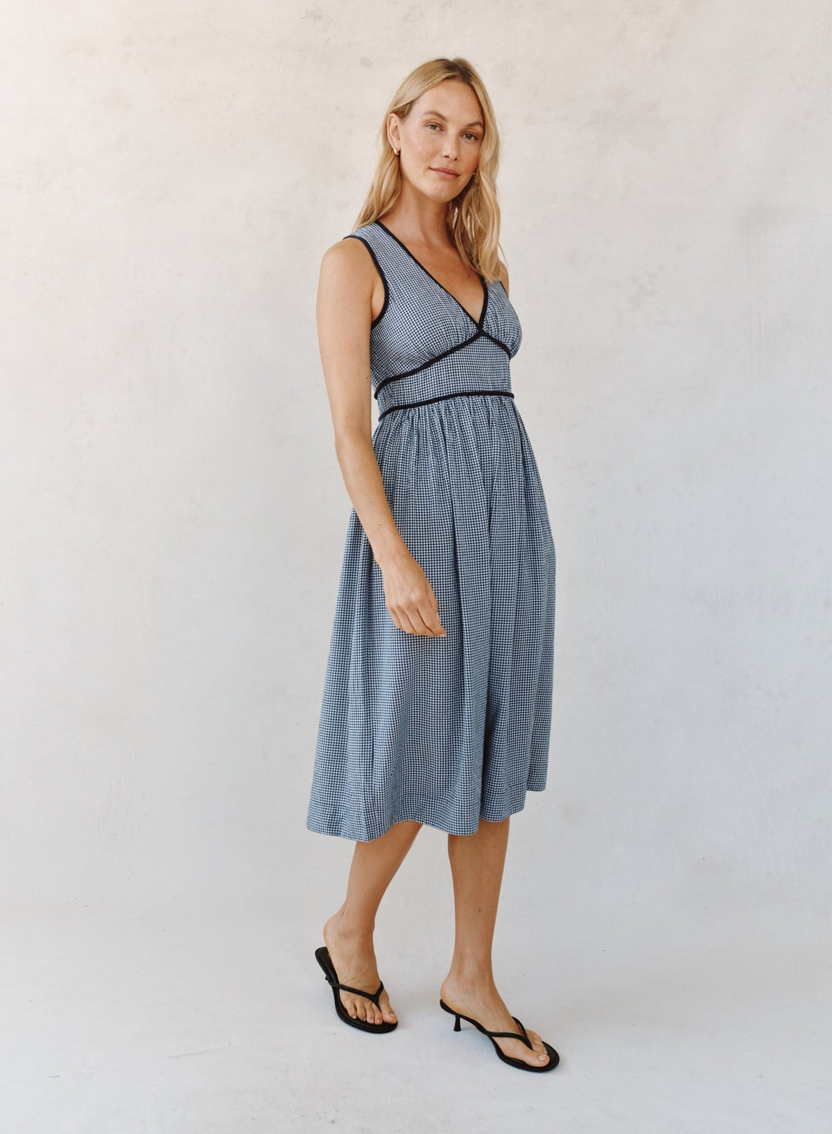 FIT/FLARE VNECK MIDI DRESS