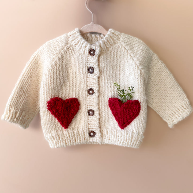 HEART CARDIGAN RED