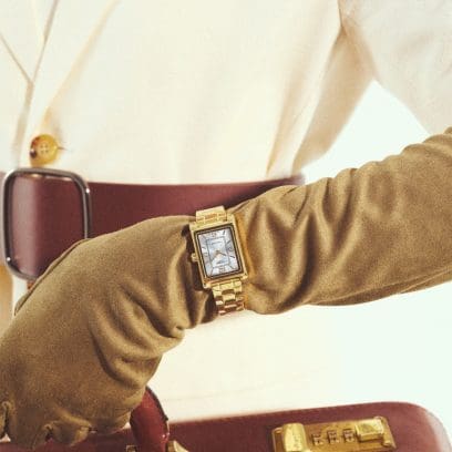 RECT GOLD TIMEPIECE