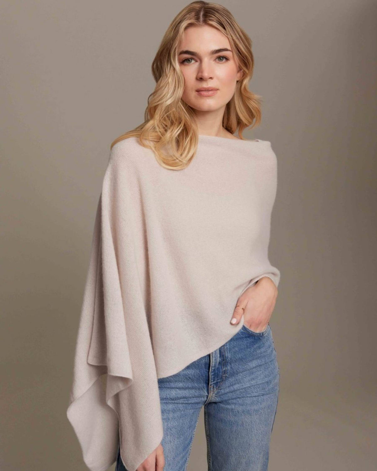 CASHMERE PONCHO