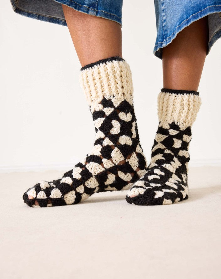 LA PAZ CROCHET SLIPPER SOCKS