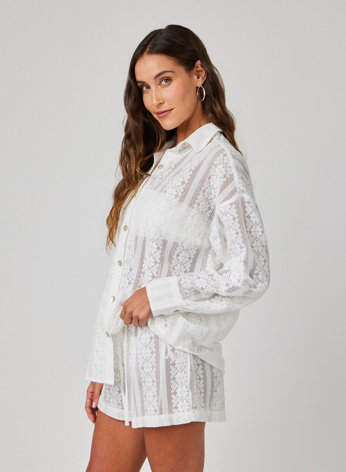 OVERSIZED CLEAN SHIRT